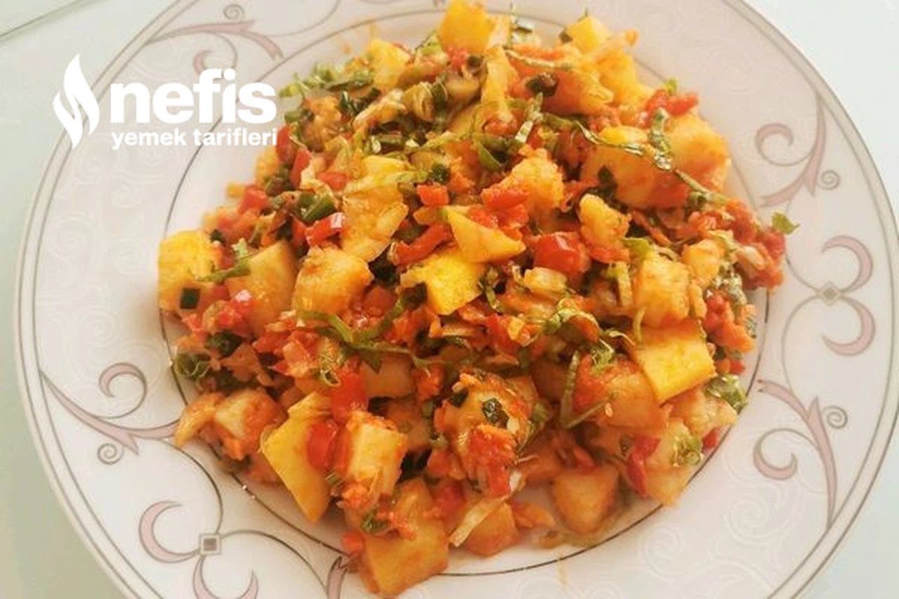 İkindi Çayına Soslu Patates Salatası