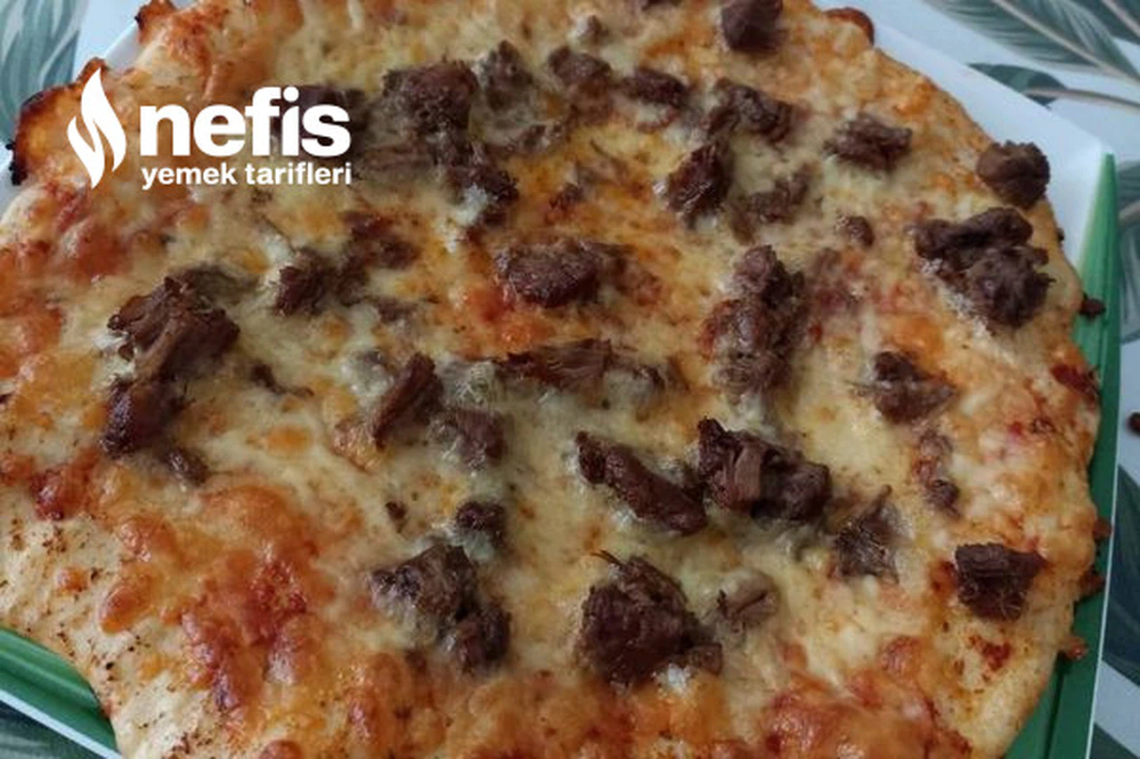 Kuşbaşı Kaşarlı Pizza (İnce Hamurlu)