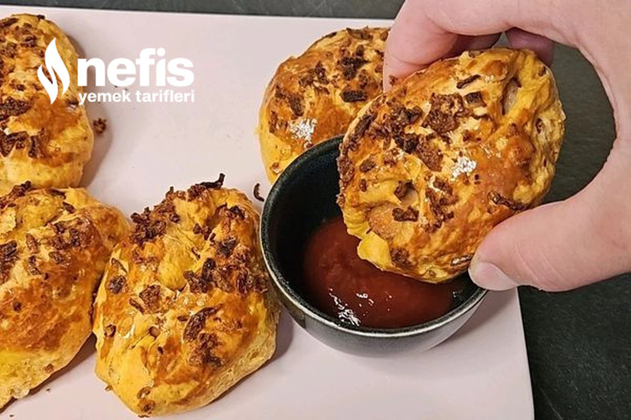 Çıtır Soğanlı Mayasız Poğaça (Videolu)