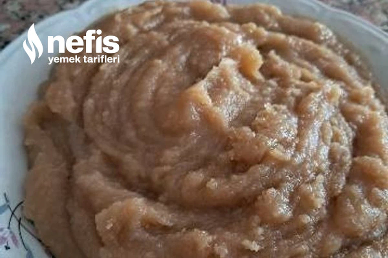 Sütsüz Un Helvası