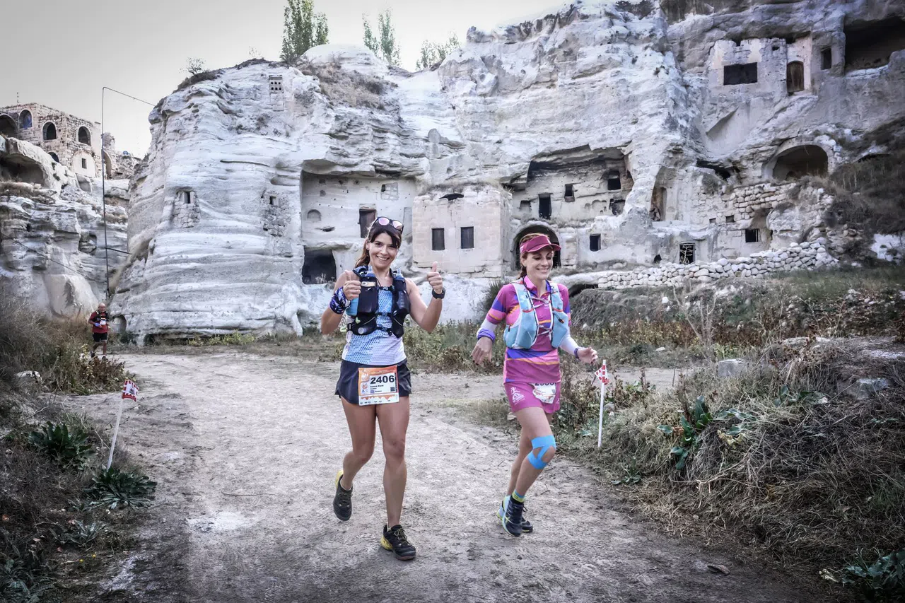 Ekim ayında Kapadokya’nın kalbini koşarak keşfedin... Salomon Cappadocia Ultra-Trail® 2023 14-15 Ekim 2023
