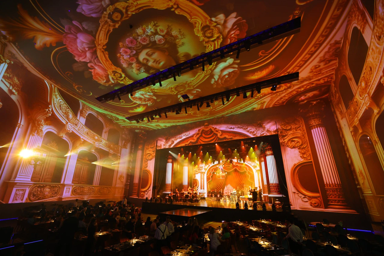 Cosmos Theatre, 21. Altın Örümcek Ödülü'nün Onurunu Yaşıyor