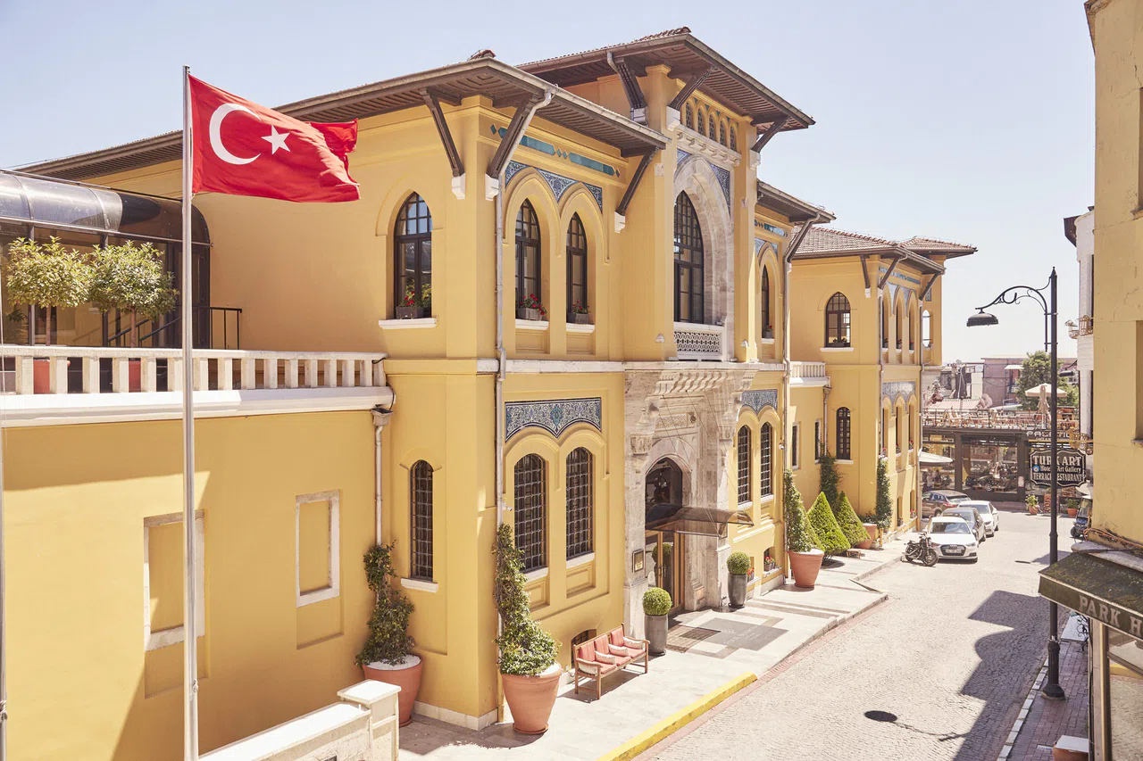 Four Seasons Istanbul Otelleri Cumhuriyet’in 100. Yılını 29 Ekim’e Özel Programlarla  Coşkuyla Kutluyor 