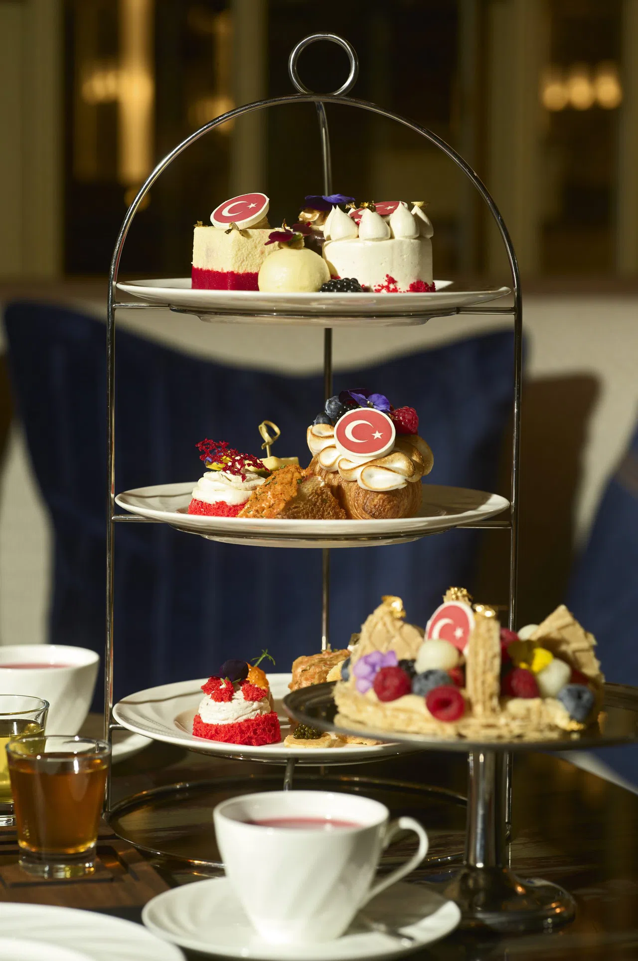 Cumhuriyetin 100. yılında Mandarin Oriental Bosphorus, Istanbul’da her şey kırmızı-beyaz