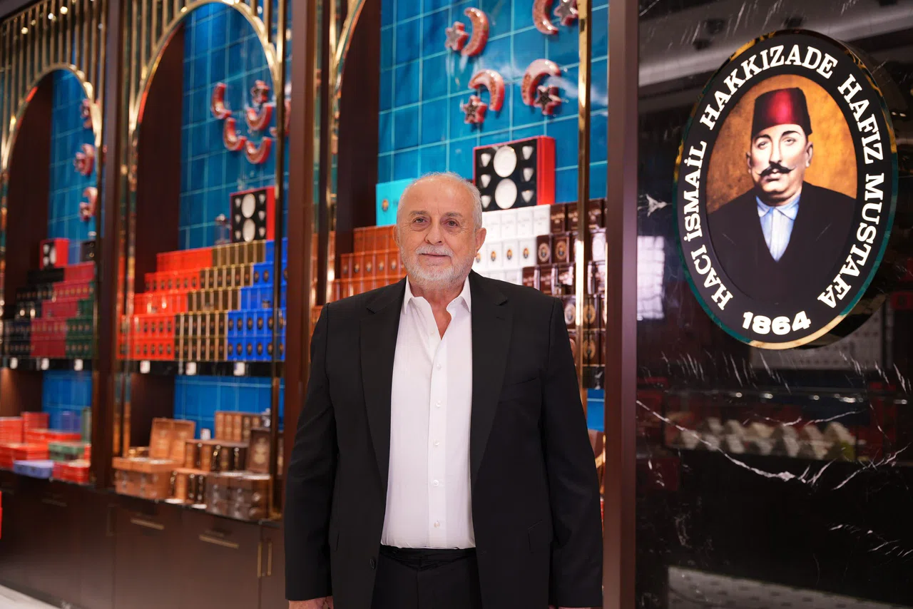 Hafız Mustafa Onursal Başkanı Avni Ongurlar’a Türkiye’nin Kültür ve Turizm Elçisi Ödülü