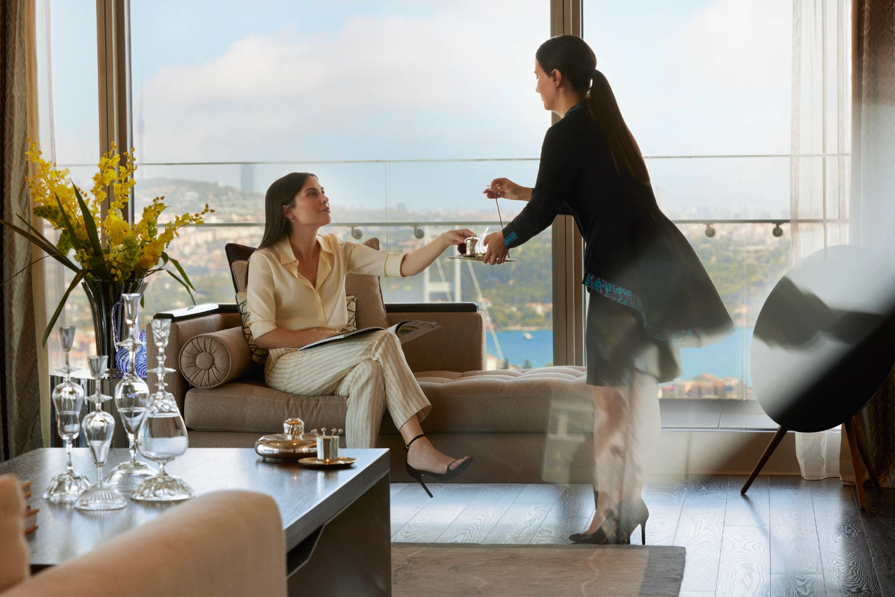 Raffles İstanbul Forbes Travel Guıde’dan Türkiye'de Altı Yıldır Art Arda Beş Yıldızla Ödüllendirilen Tek Otel Oldu