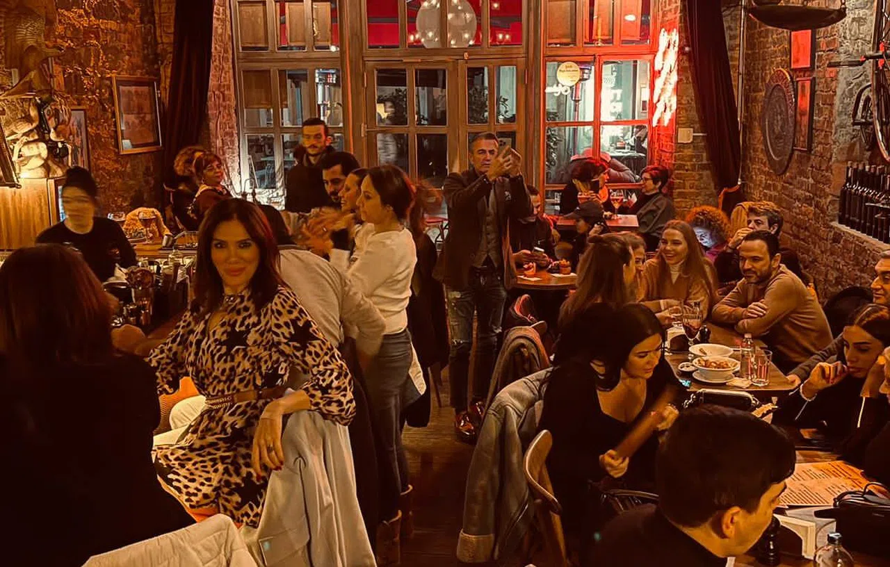 Andrea Karaköy, Sizi Bekliyor!