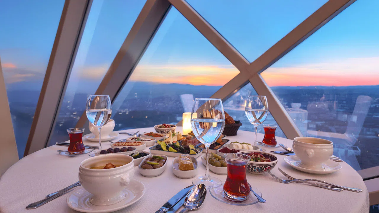 Hilton Istanbul Maslak’tan Lezzet Dolu İftar Menüsü