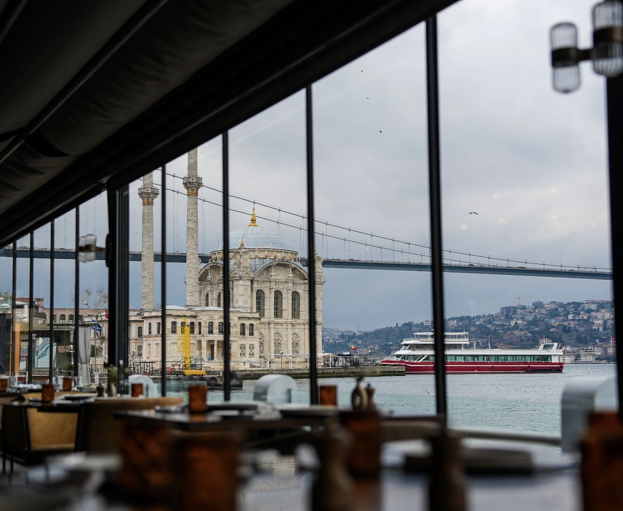 Boğaz’ın İncisi Feriye, Ramazan Ayında Özel İftar Sofralarıyla Büyülüyor