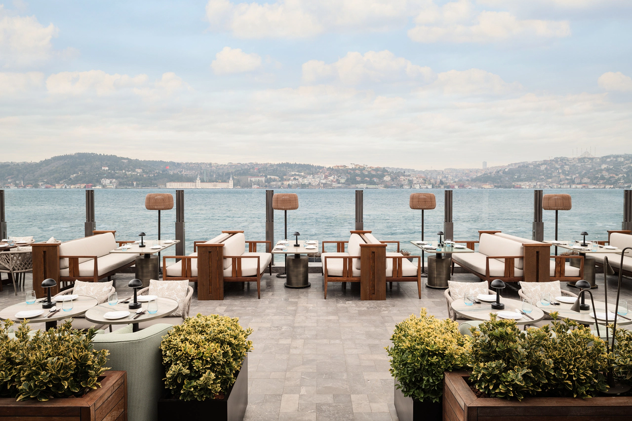 Boğaz’ın Kalbinde Asya Zarafeti: Hakkasan İstanbul Yeni Sezona Merhaba Dedi