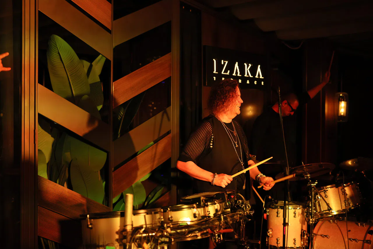 IZAKA TERRACE “YAZA MERHABA” DEDİ