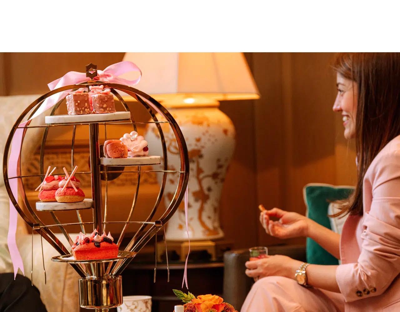 Shangri-La Bosphorus, İstanbul'da Zarafet ve Farkındalığın Birleştiği Pinktober Akşamüstü Çay Saati Deneyimi!