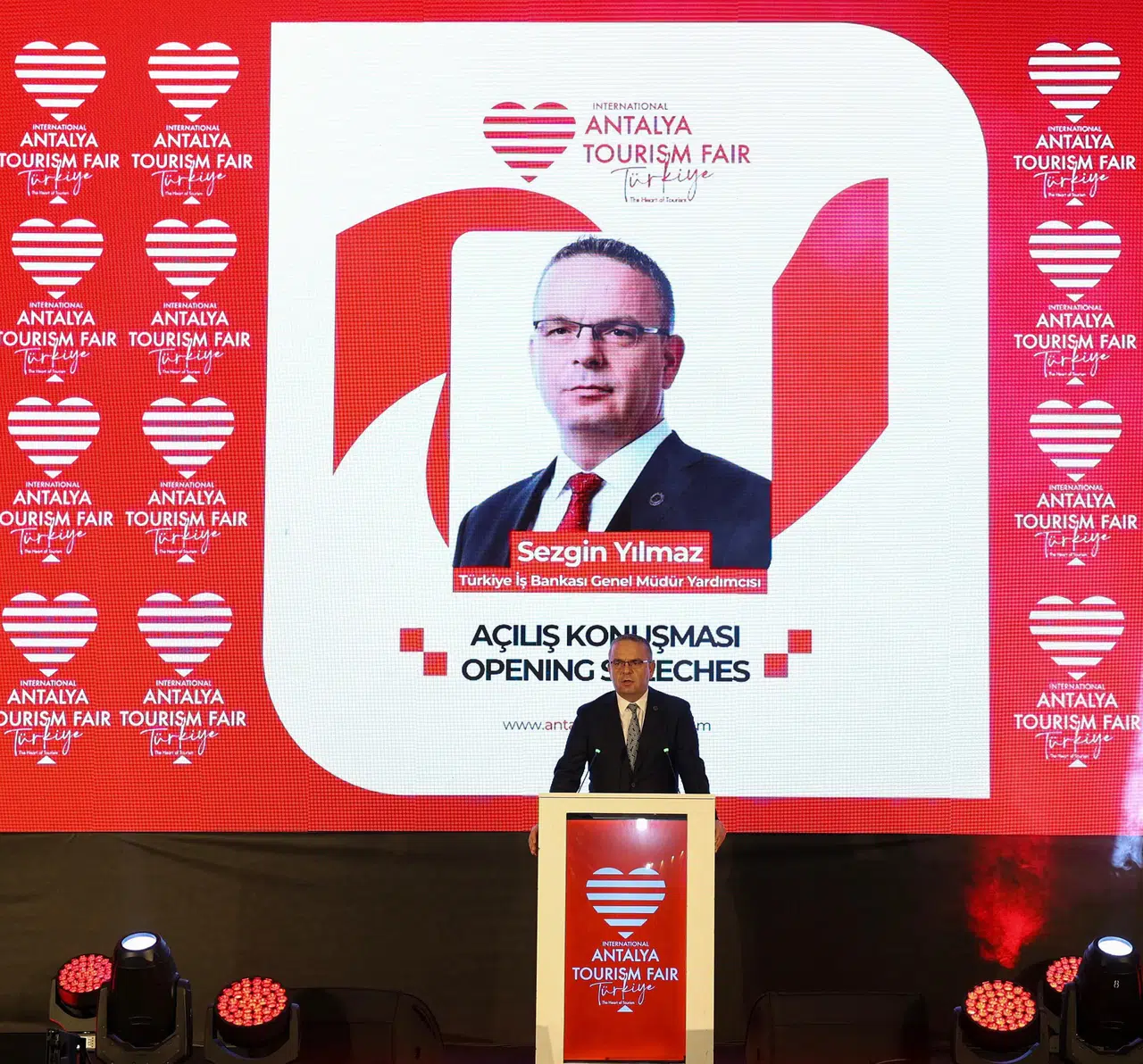 Antalya Turizm Fuarı'nda İş Bankası'nın ev sahipliğinde turizm profesyonelleri bir araya geldi!