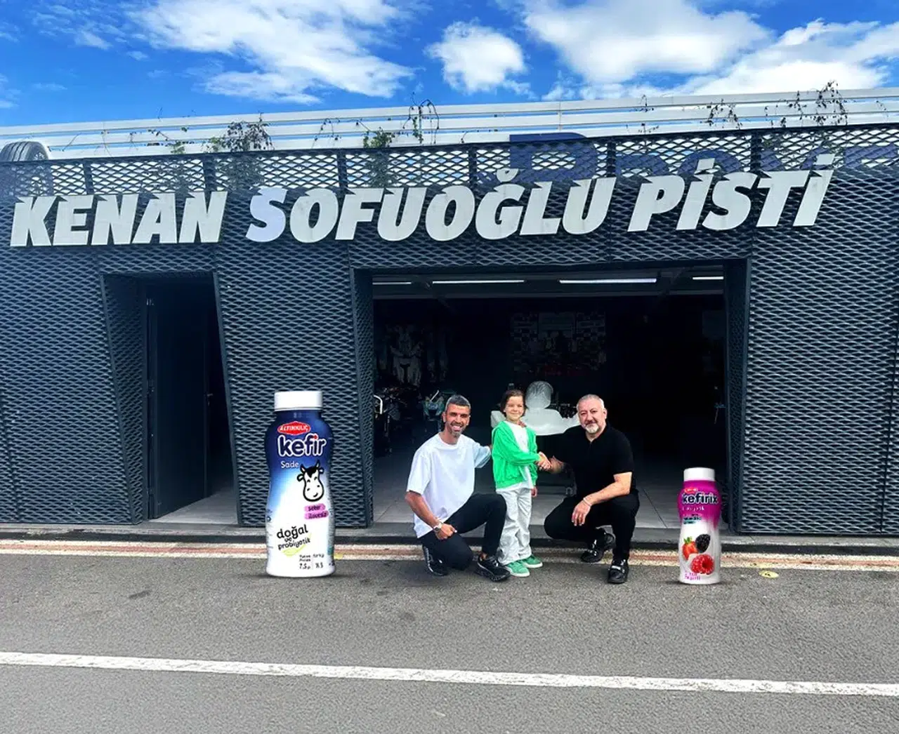 Altınkılıç Süt Ürünleri'nin Marka Yüzleri: Kenan ve Zayn Sofuoğlu'nu Sahneye Taşıyor!