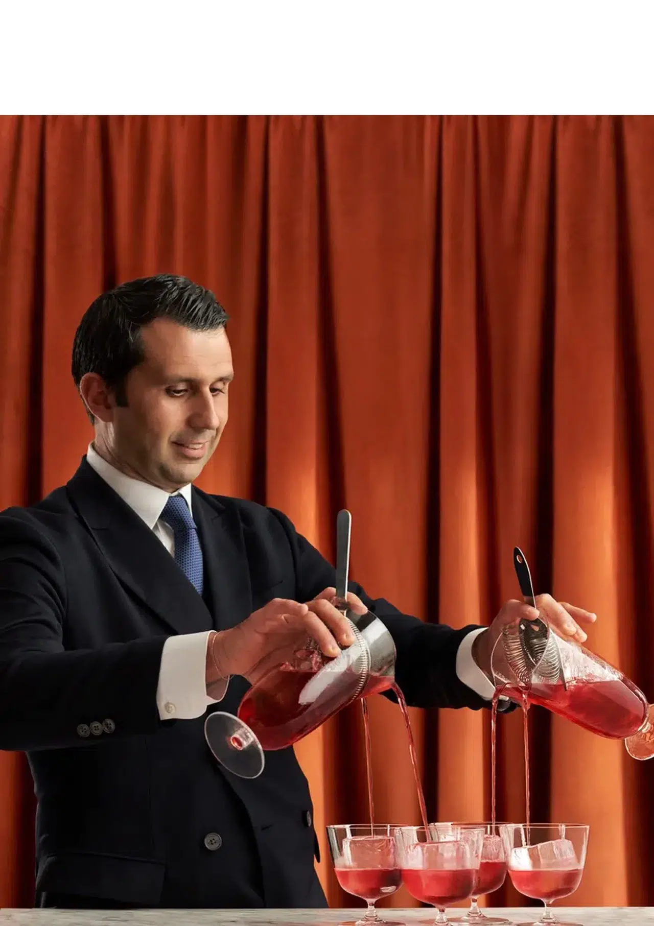 Dünyada Bir İlk: NUDE'in Giorgio Bargiani Tasarımı Giani Çift Gagalı Karıştırma Kabı Tanıtıldı!