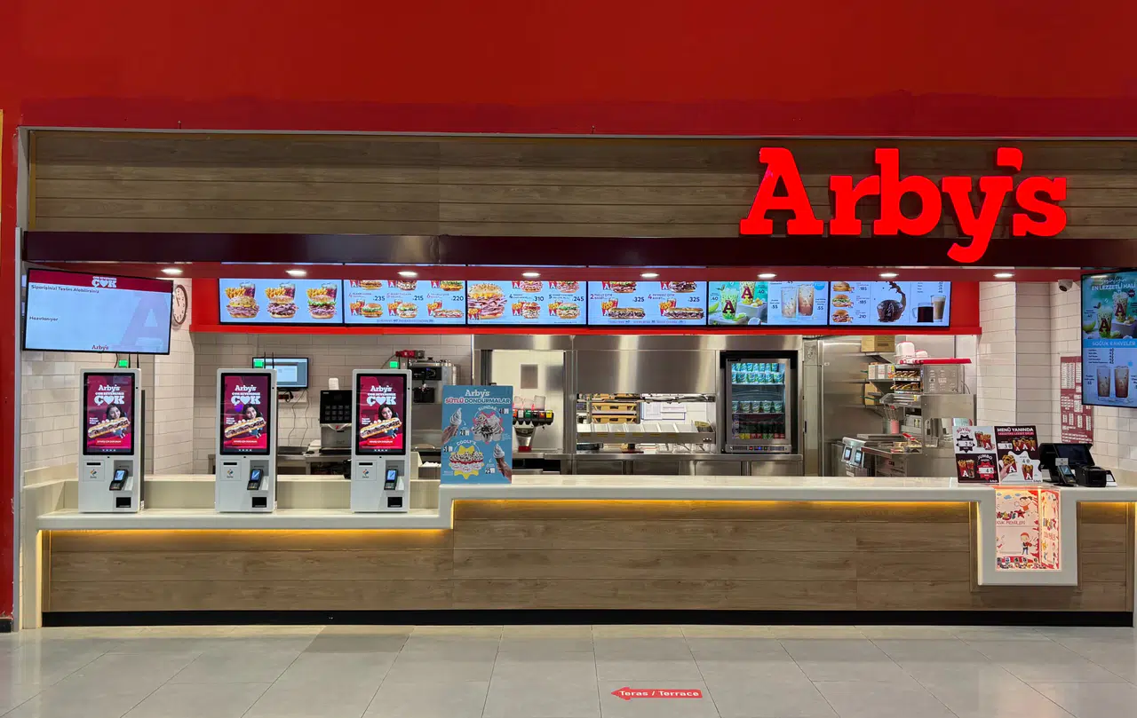 Arby’s® İstanbul Bağcılar Mahmutbey Mahallesi’nde Eşsiz Lezzetlerini Sunmaya Başlıyor!