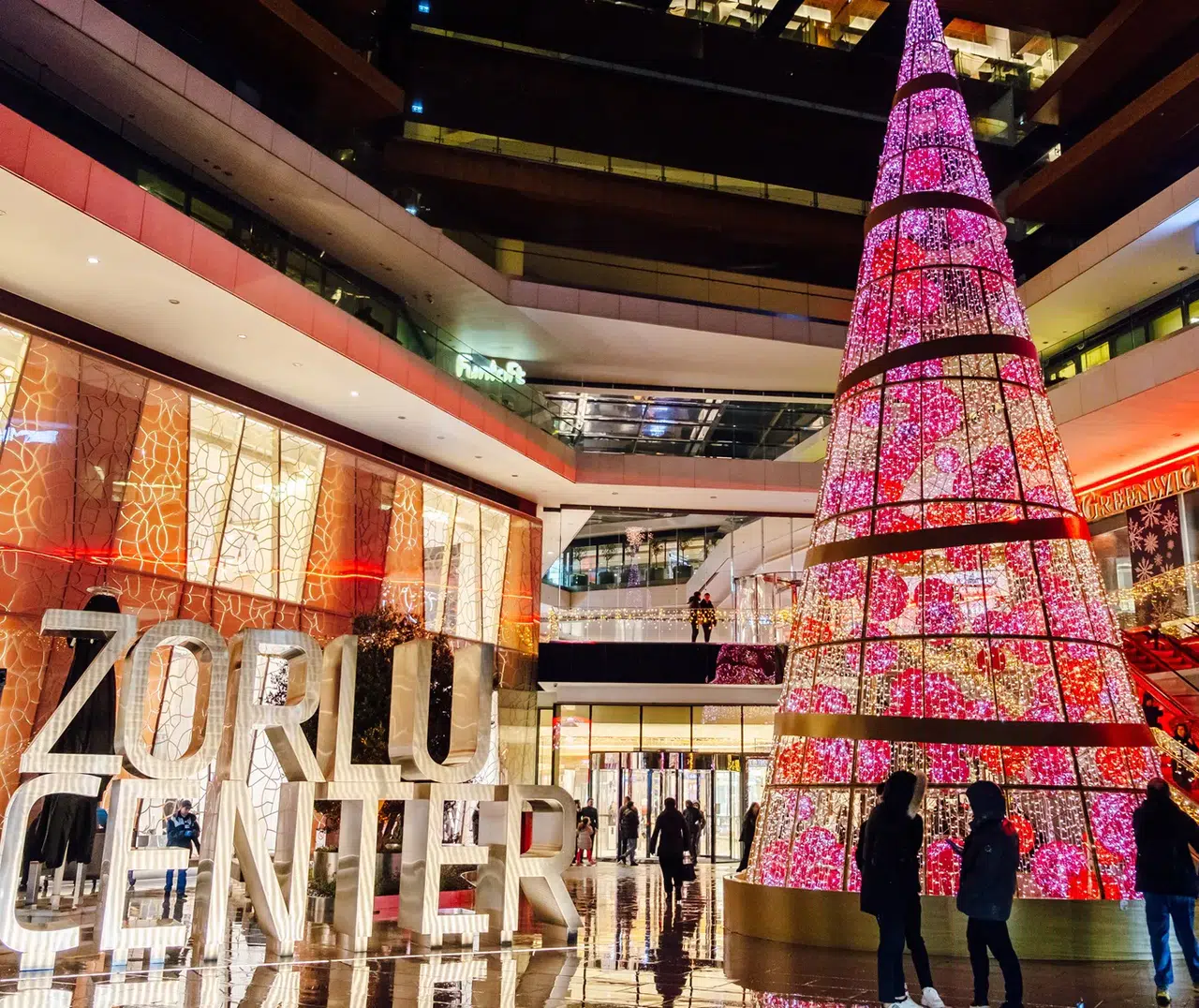 Yeni Yıla Merhaba: 'Zorlu Yılbaşı Festivali' Coşkusuyla Kutlanacak!