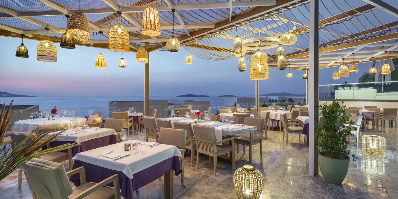 Malva'da Sıradışı Bir Gastronomi Deneyimi: "Dört El Yemeği" Etkinliği ile Şeflerden Özel Lezzetler!