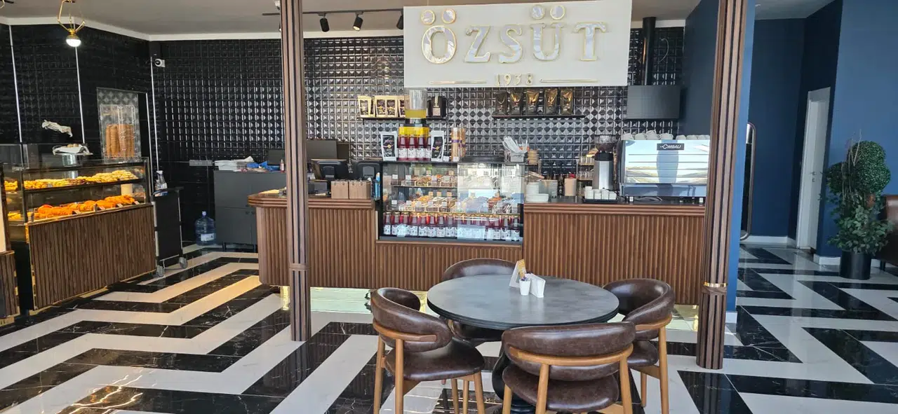 Özsüt, Marmara Ereğlisi'nde Yeni Bir Lezzet Merkezi Açtı!