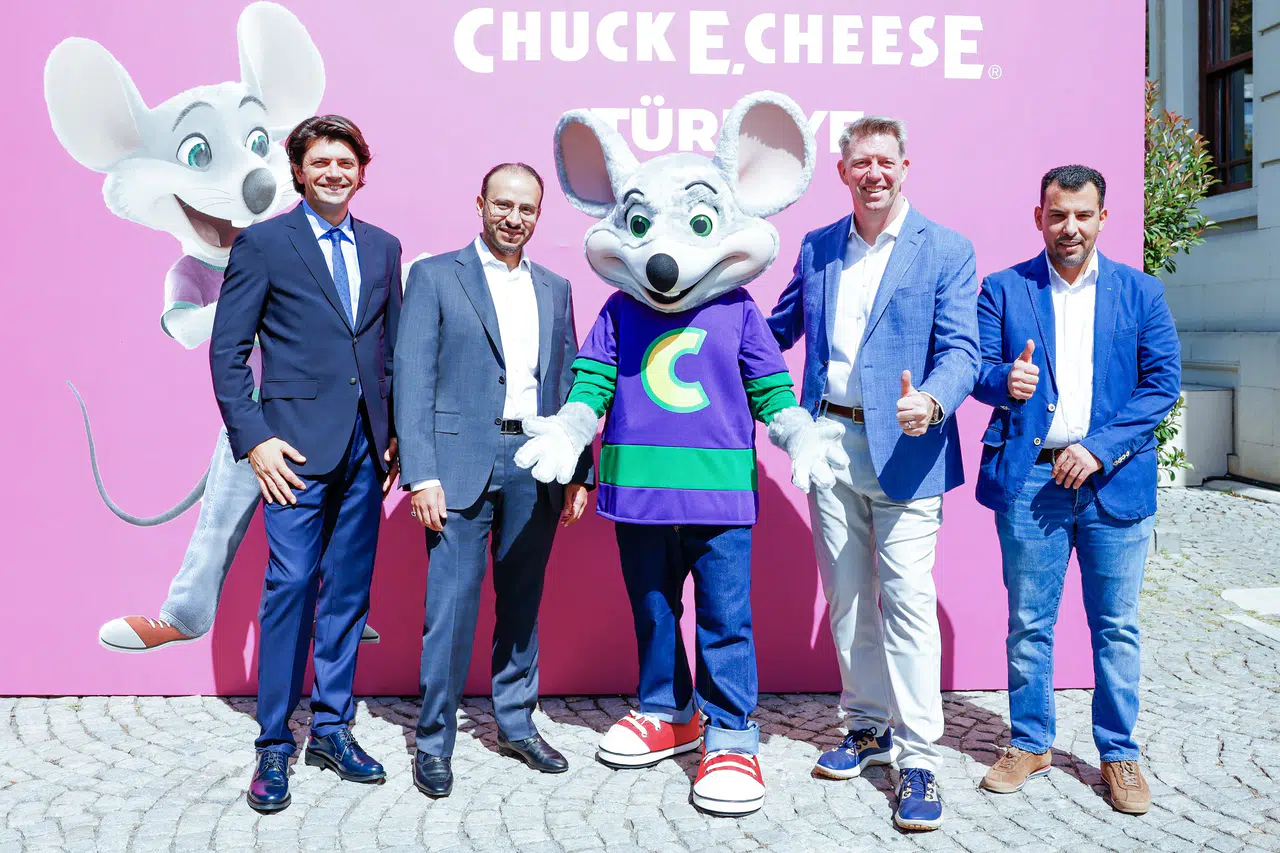 Chuck E. Cheese Türkiye'de Eğlence Dünyasına Adım Atıyor!
