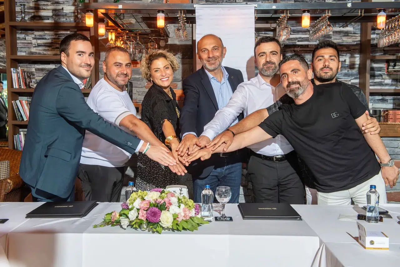 Dedeman Hotels & Resorts International'dan İstanbul'a Yeni Emlak: Park Dedeman Kartal için Anlaşma Sağlandı!