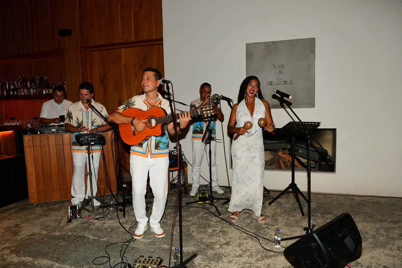 Bodrum Loft'un Popüler Mekânı Loft Elia'da Latin Müziğiyle Dolu Bir Gece Yaşandı