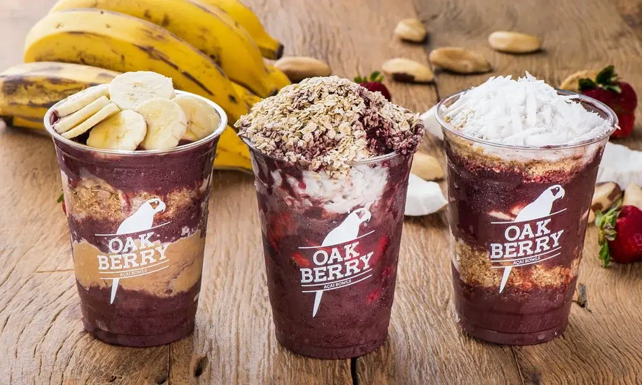 Oakberry  Türkiye'de: Dünya Çapında Tanınan Açaí Zinciri Bebek ve Çeşme Şubelerini Açtı