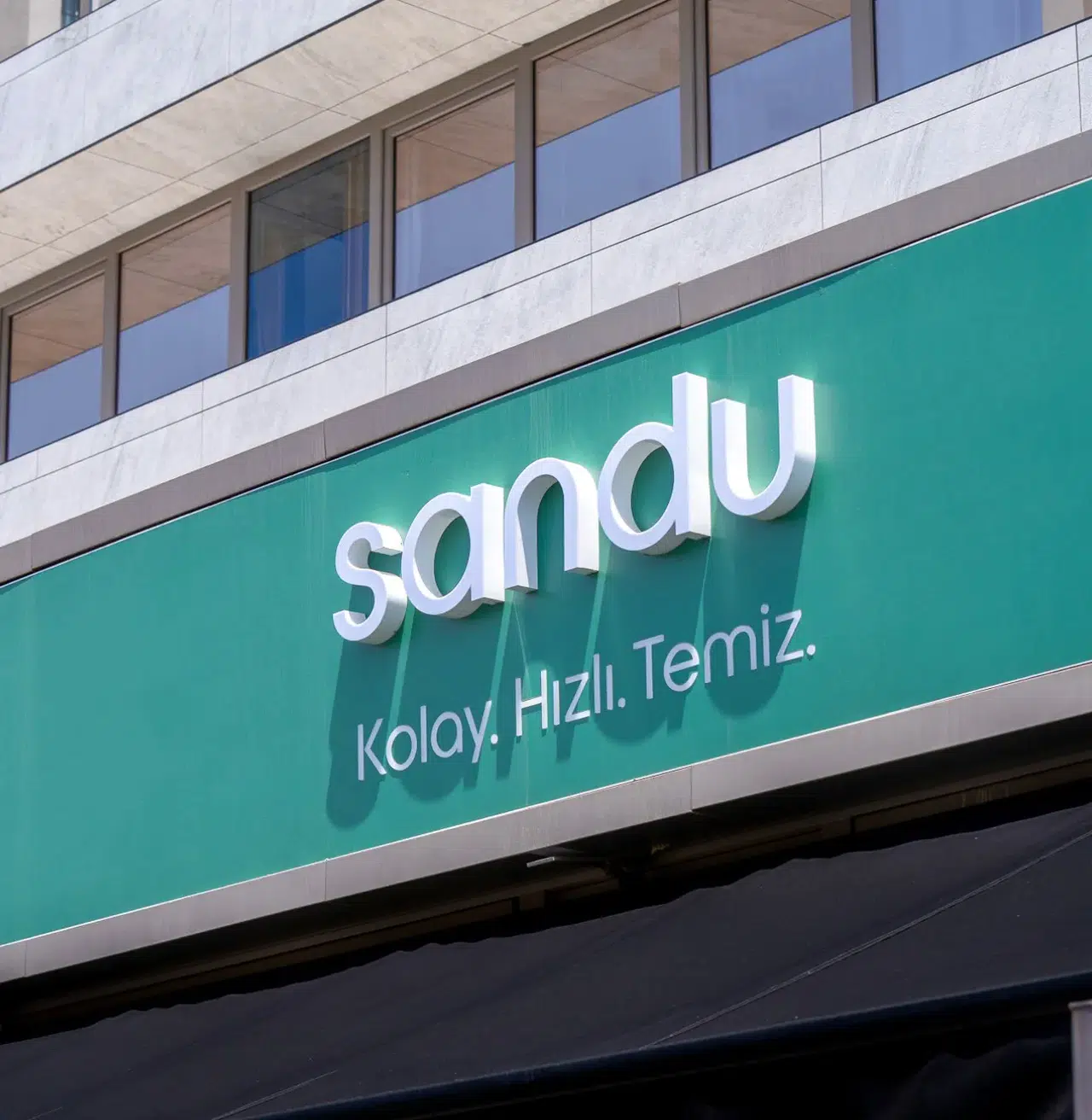 Akra Hotels'ten Yenilik: Sandu ile Kuru Temizlemede Devrim!