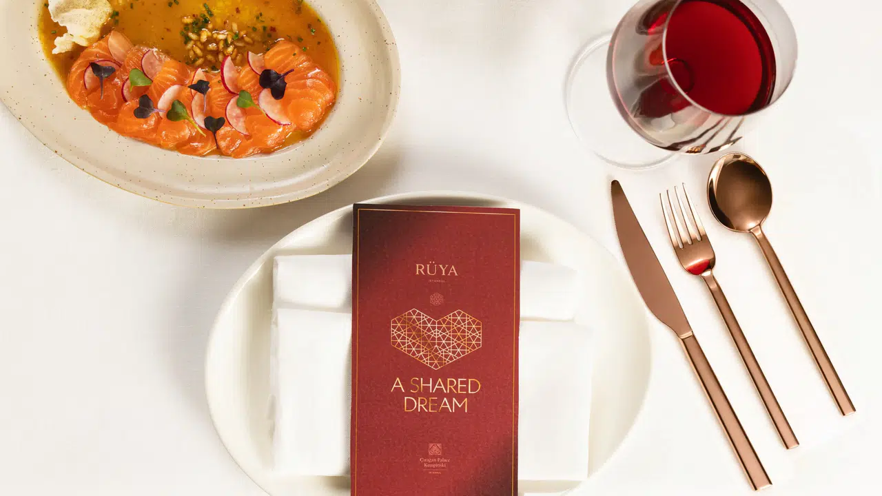 İstanbul'da Sevgililer Günü'ne Özel Büyüleyici Bir Akşam Yemeği Deneyimi