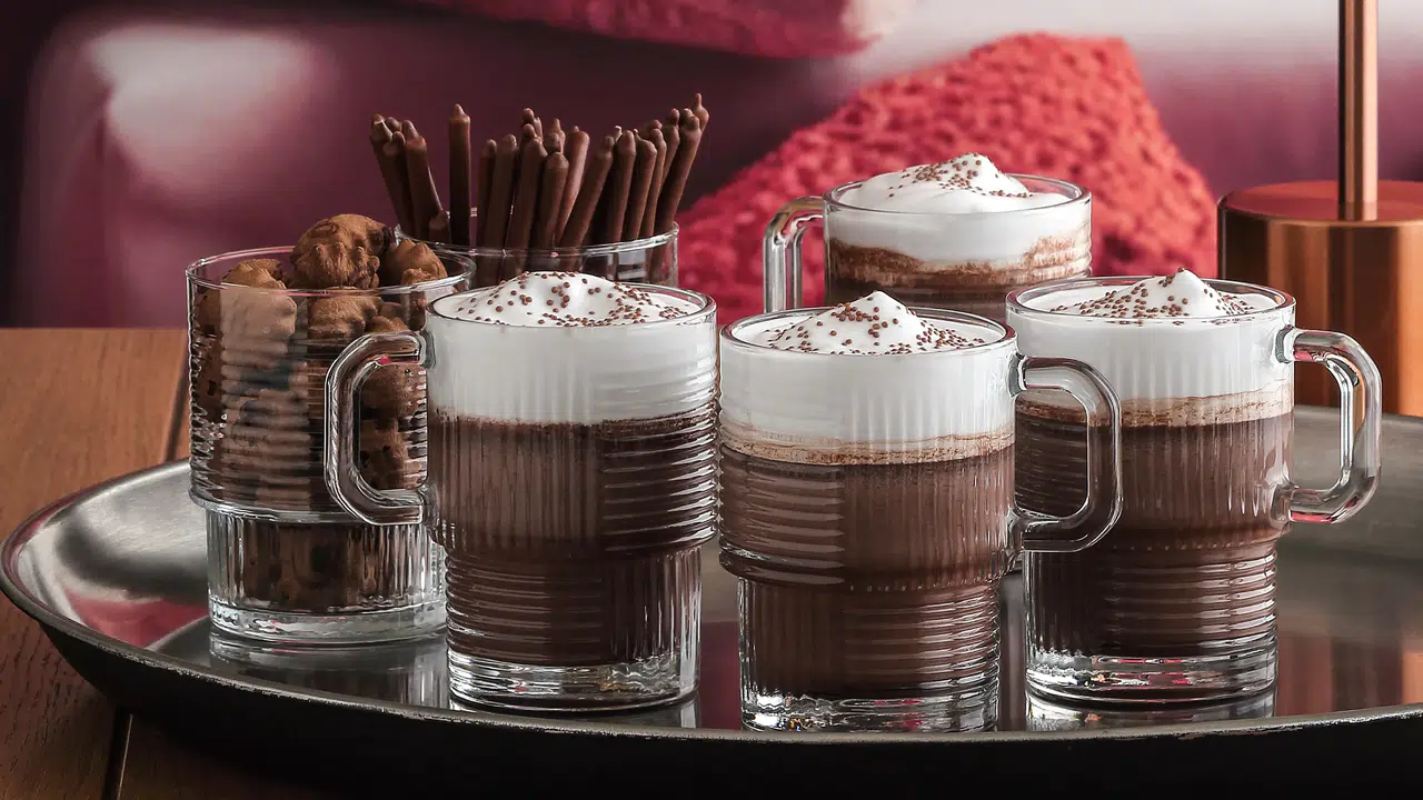 LAV’ın Eşsiz Tasarımlarıyla Kahve Sohbetleri Artık Unutulmaz Tazelikte!