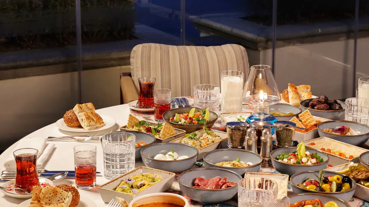 Ramazan Ayının Bereketi ve Lezzeti Four Seasons Hotels İstanbul'da Yeniden Yaşanıyor!