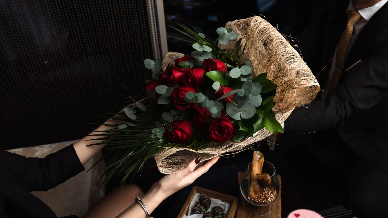 Hilton İstanbul Bomonti, Sevgililer Günü'ne Özel Romantik Bir Etkinlik Sunuyor!