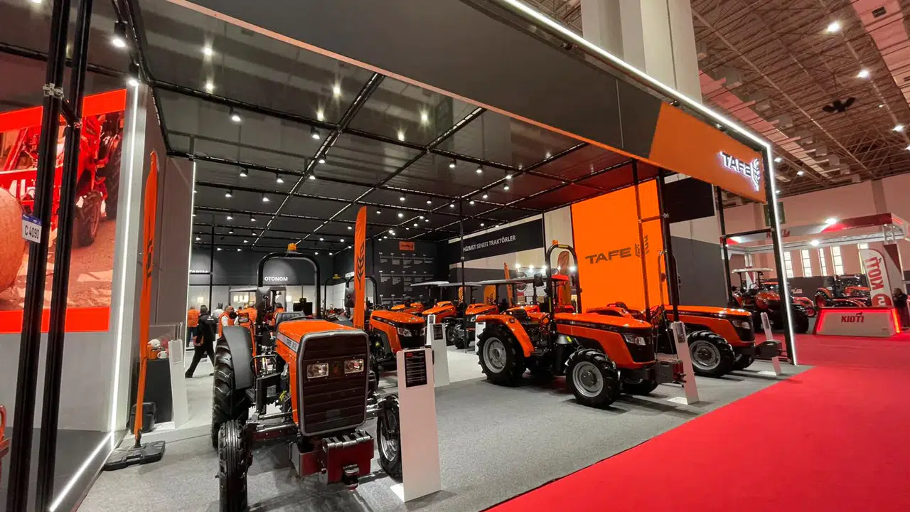 TAFE Traktör, İzmir Tarım Fuarı’nda Yeni Bahçe ve Meyve Traktörlerini Tanıttı!