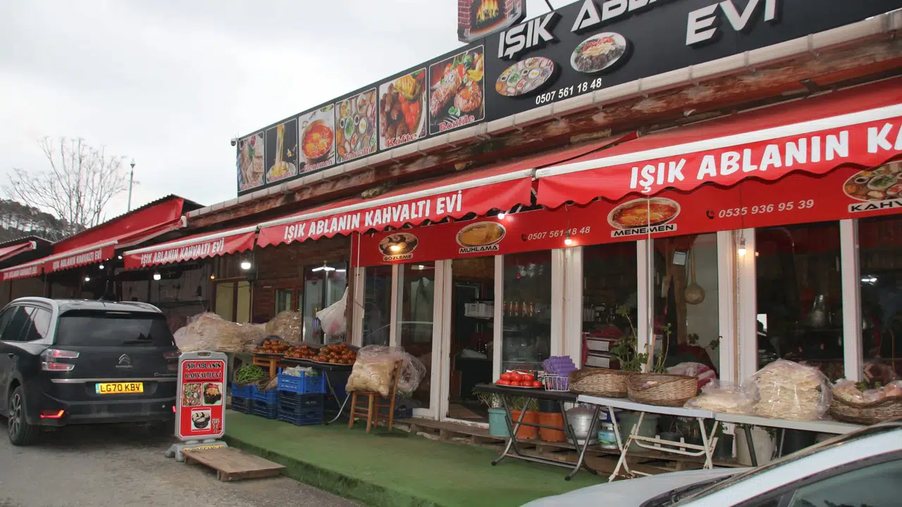 Şehir Kaosundan Uzaklaşmak İsteyenlere: Doğanın Kucağında Unutulmaz Kahvaltı Deneyimi!