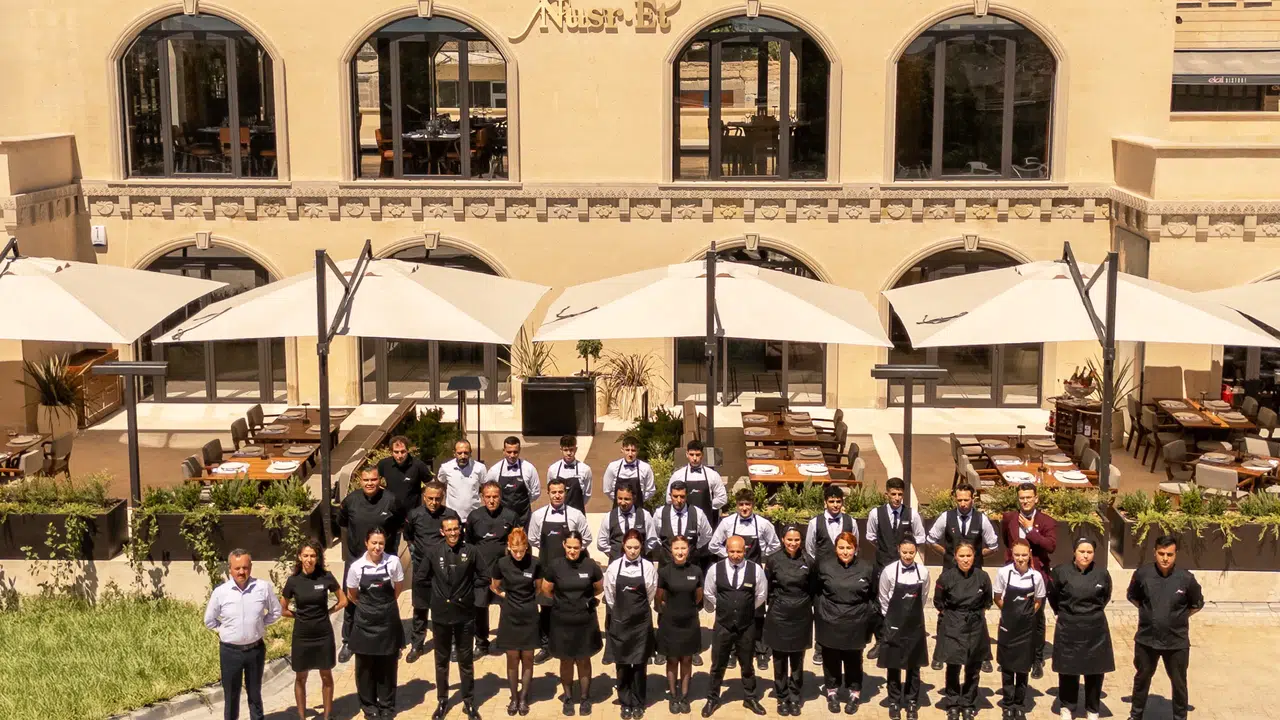 Nusr-Et, Uçhisar'da Yeni Restoranıyla 1 Nisan'da Misafirlerini Ağırlamaya Başlıyor!