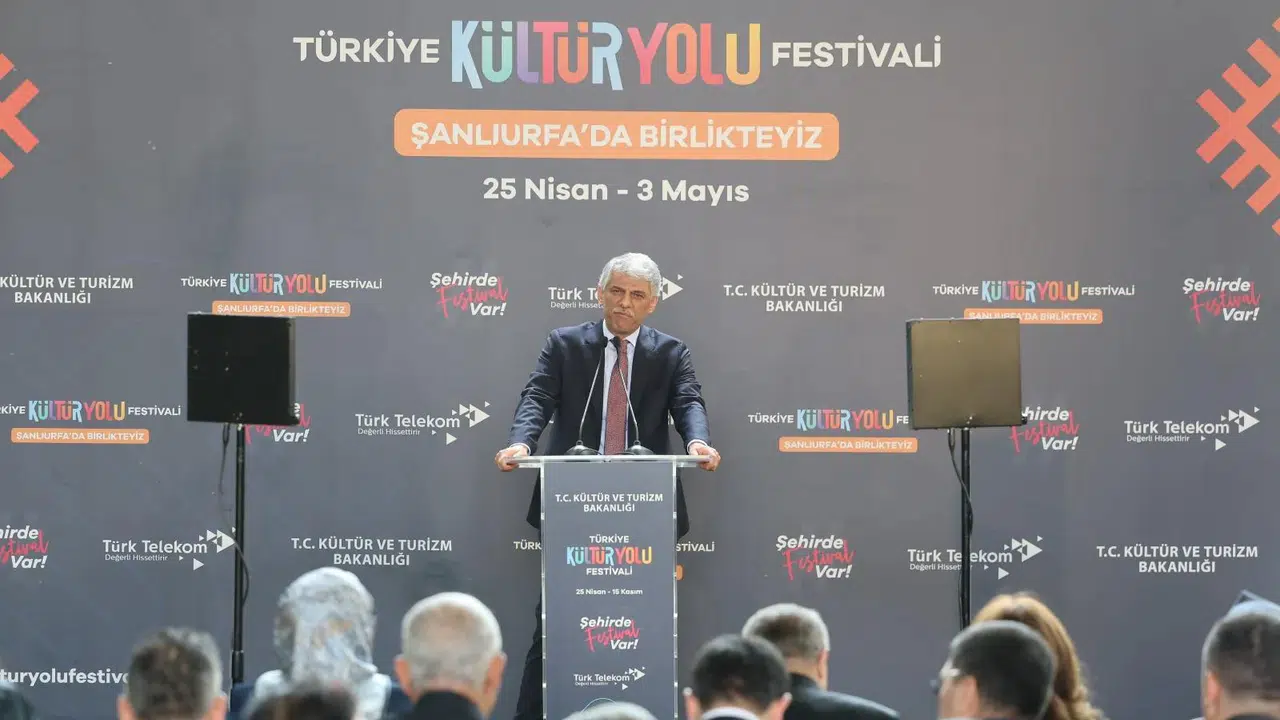 Şanlıurfa'da Mezopotamya'nın Kalbini Canlandıran Kültür Yolu Festivali Başladı!