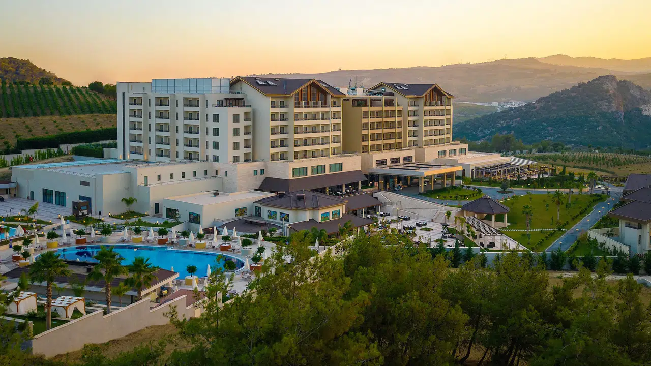 BN Hotel Thermal & Wellness, 2026 Otelpuan Ödülü ile Türkiye’nin Favori Oteli Seçildi!