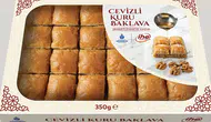 İBB Halk Ekmek, Ramazan Ayı'na özel cevizli baklavayı market raflarına sunarak iftar sofralarına lezzet katmaya başladı.