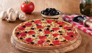 PizzaLazza'dan Klasik Pizza Tutkunlarına Özel: Doyurucu Üçlü Pizza İle Tanışın!