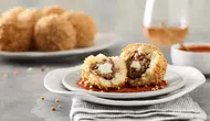 İtalyan Mutfağının Eşsiz Lezzeti: Arancini'yi Keşfedin!