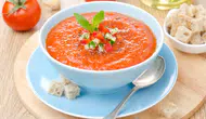 Soğuk Sebze Çorbası: Gazpacho Tarifi Nasıl Yapılır?