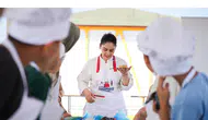 Sinangil ve Kalben Derneği, miniklerin pastacılık yeteneklerini keşfetmesi için özel bir atölye düzenledi.