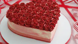 Sevgililer Günü'ne Özel Sağlıklı Kalp Pasta Tarifi: Sevgilinize Kendiniz Yapın!