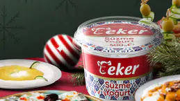 Eker, Yılbaşı Eğlencesine Süzme Yoğurt ile Lezzet Katıyor!