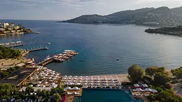 Bodrum EDITION'nda Yıldızlarla Şenlenen Unutulmaz Bir Akşam: "Yıldızlarla Sofrada"