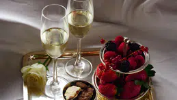 Sevgililer Günü'nde Divan'da Lüks Bir Deneyim Sizi Bekliyor!