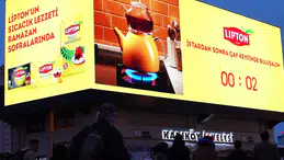 Lipton, Şehrin Merkezinde İftara Sayım Başlattı!