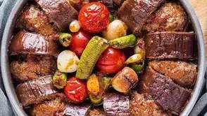 Fırında Nefis Lokum Gibi Pişen Patlıcan Kebabının Tarifi!