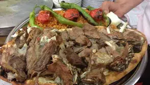 Fırında Siirt Usulü Büryan Kebabı: Geleneksel Lezzetin Modern Yorumuyla Hazırlanışı