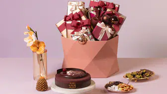 Divan, Yeni Yılı Zamanın Kıymetini Vurgulayarak Kutluyor!